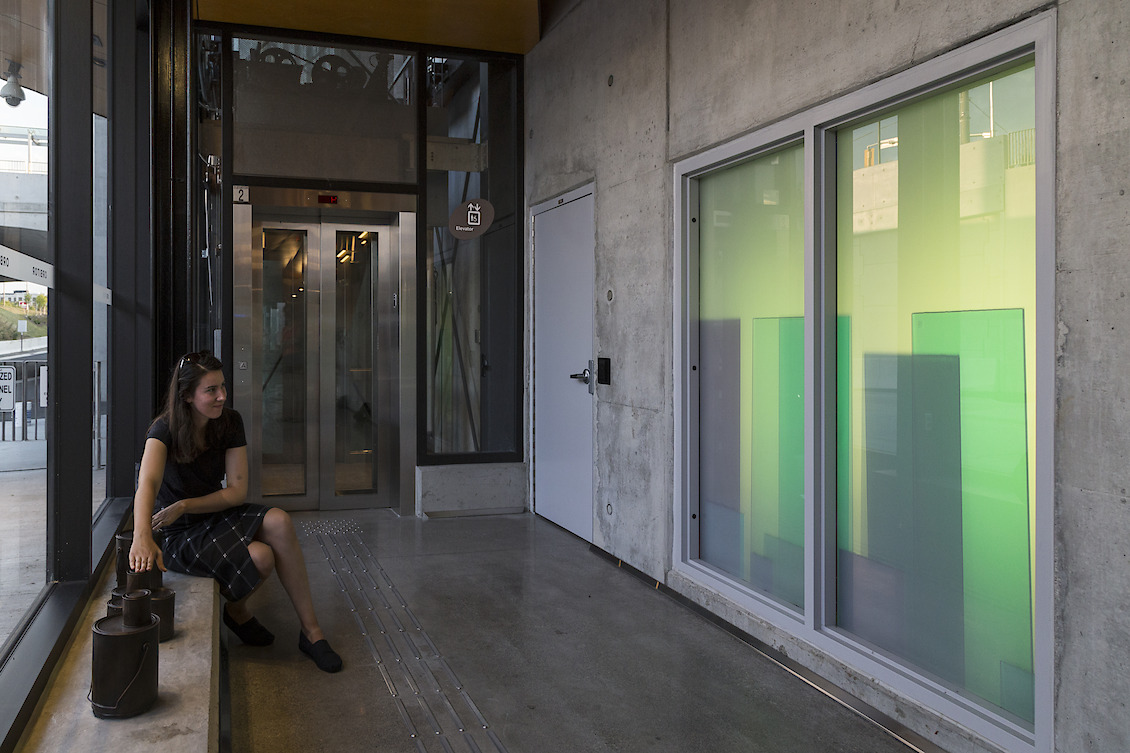 Building Colour, Mississauga MiWay, Orbitor station