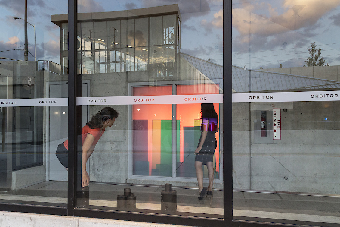 Building Colour, Mississauga MiWay, Orbitor station