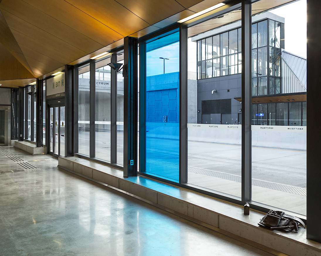 Building Colour, Mississauga MiWay, Spectrum station