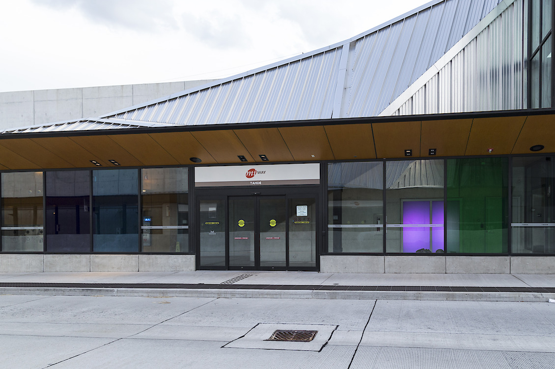 Building Colour, Mississauga MiWay, Tahoe station