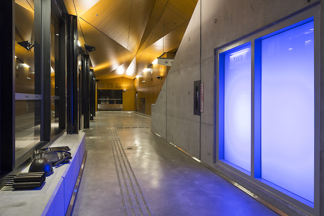 Building Colour, Mississauga MiWay, Tahoe station