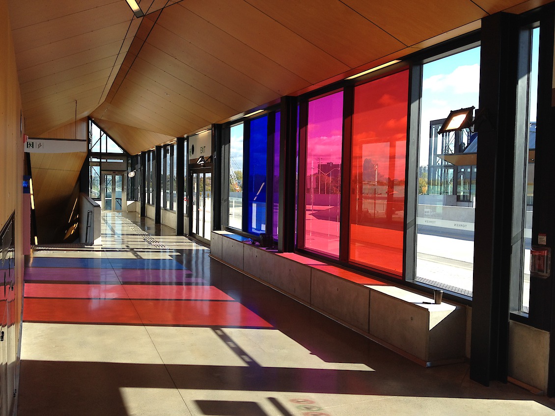 Building Colour, Mississauga MiWay, Tomken station