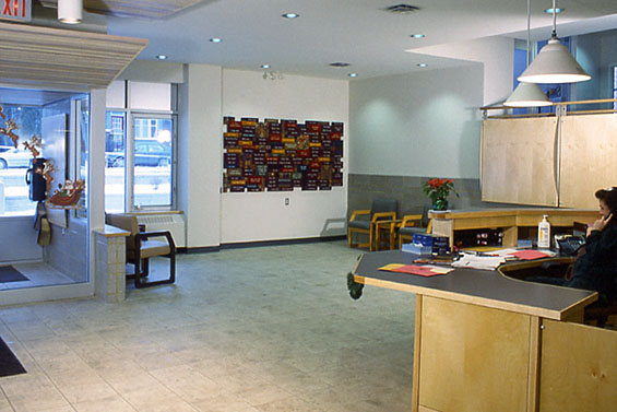 Central Neighbourhood House, 1995, installation view