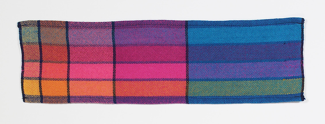 Fibonacci with Gradation sample, 2021, cotton and silk, 16.5 x 5 in